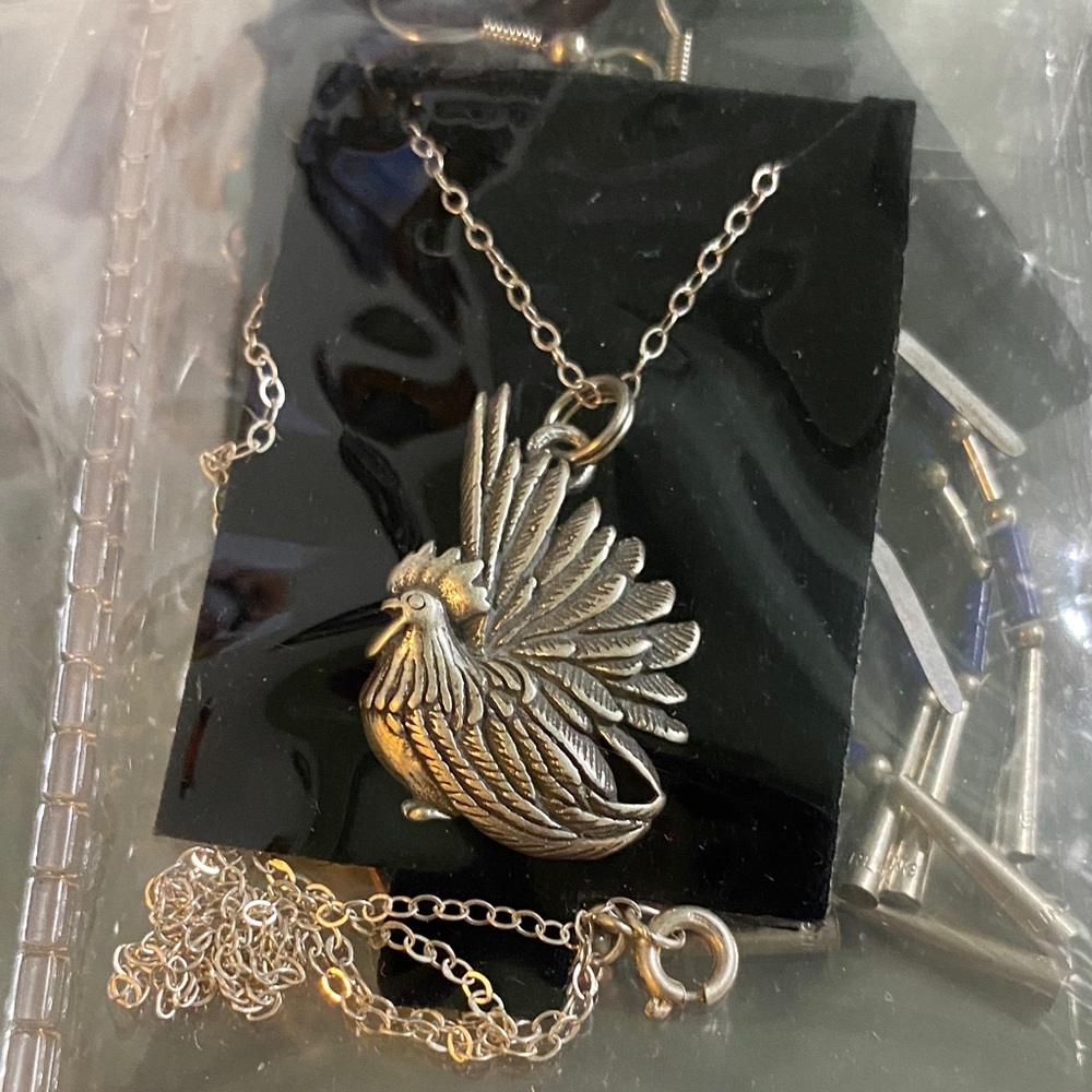 Elegant Silver Bird Pendant Necklace